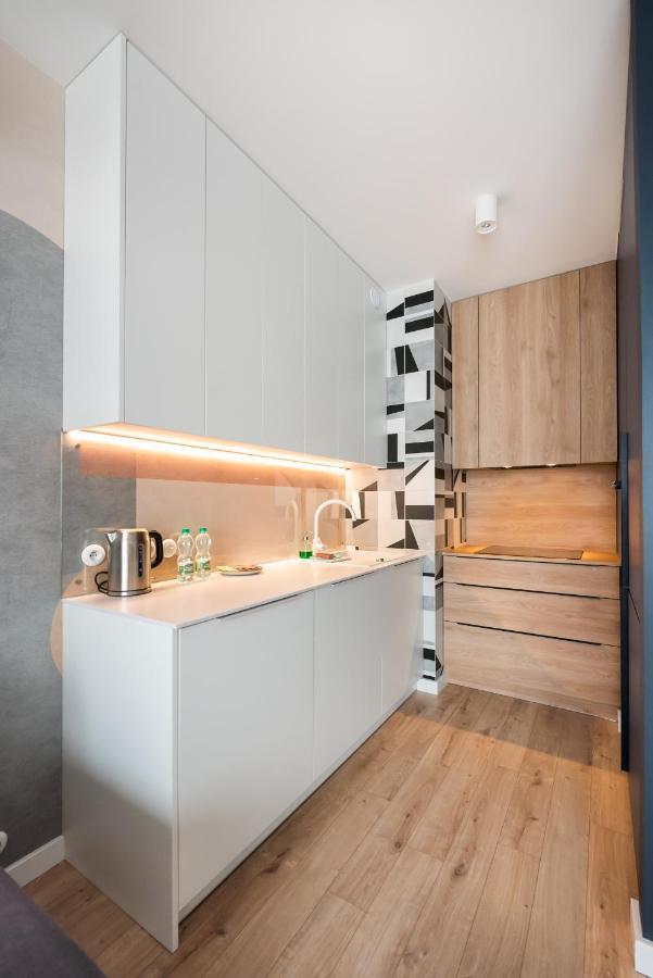 Postepu Comfort Apartment Warschau Buitenkant foto